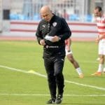 جروس يشتكي من سوء أرضية ملعب برج العرب