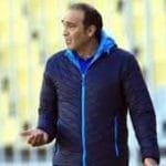 علي ماهر المدير الفني لانبي مستمر في القياده ولا نيه لرحيله