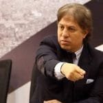 سويلم من المطار إلى بلدته لحضور جنازة شهيد الشرقية