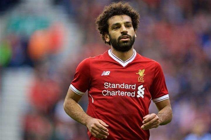 بسبب الهتافات العنصرية ضد صلاح 3 مشجعين يمنعوا من حضور مباراة براغ