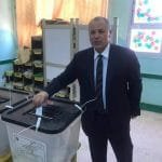 أبو ريدة يدلي بصوته في التعديلات الدستورية