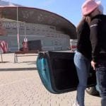 الكاميرات تكشف تصوير فيلم إباحي خارج الملعب