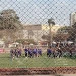 مشجع أهلاوي يقتحم تدريب فريق الكرة اليوم