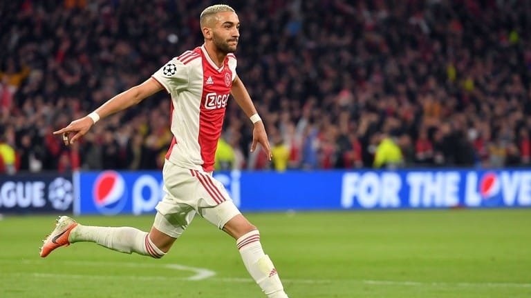 أياكس أمستردام يُعلن رحيل حكيم زياش