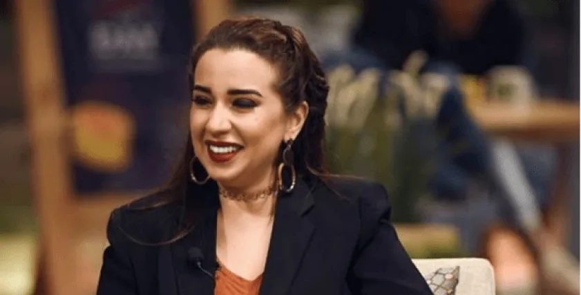 اسما شريف منير