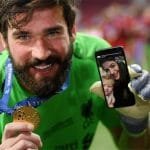 أليسون بيكر