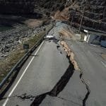 ما الذي يسبب الزلازل، وما هي أنواع الزلازل الموجودة؟