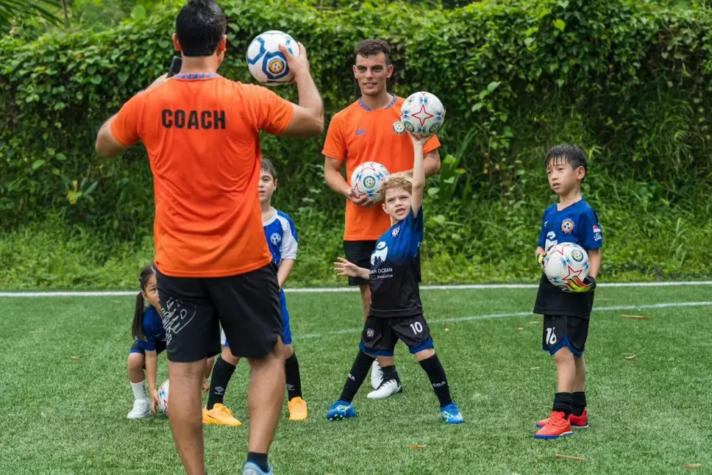 أكاديمية يورو لكرة القدم تحت إشراف ميدو